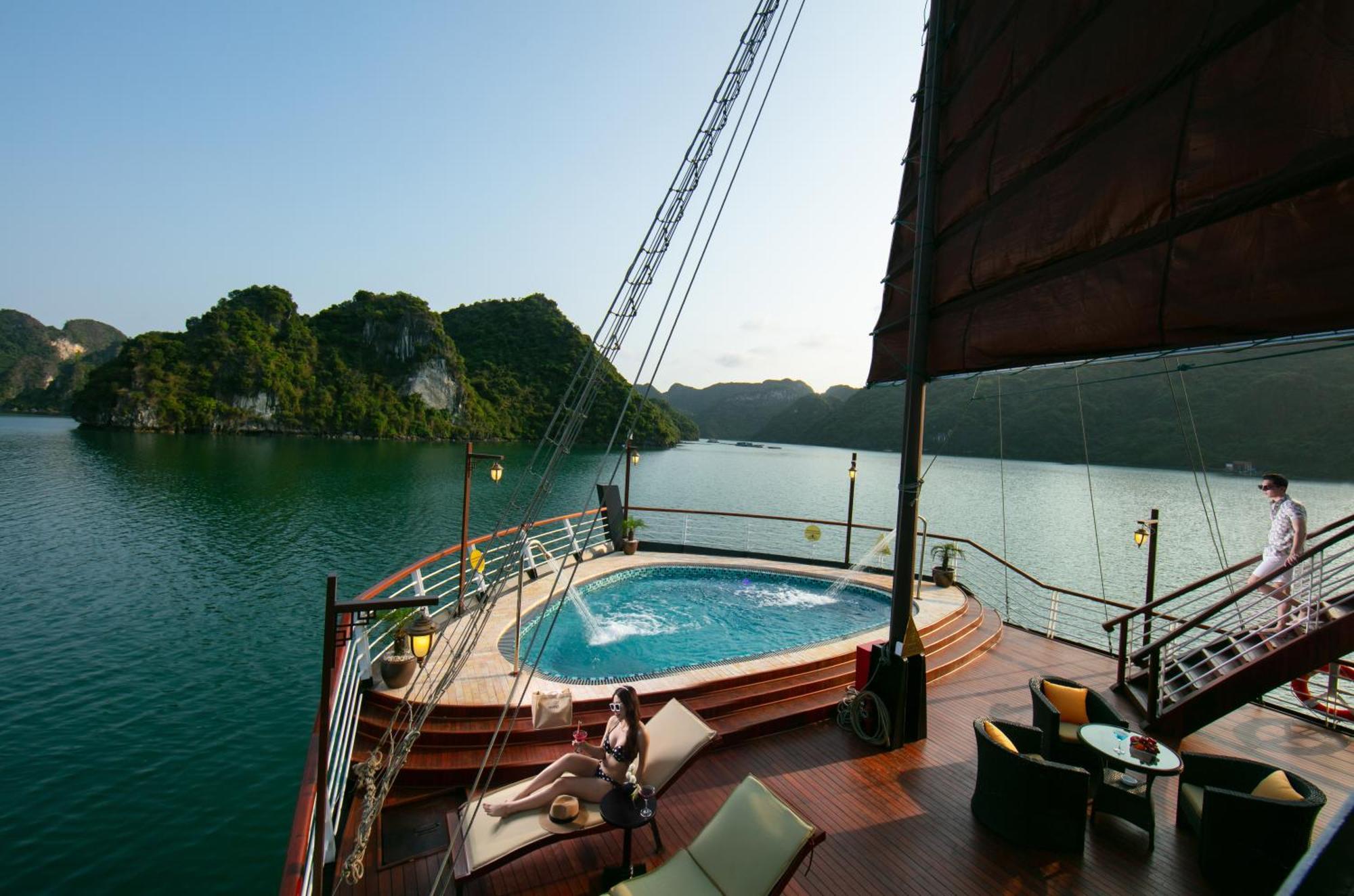 Amanda Luxury Cruise Hotel Ha Long Eksteriør billede